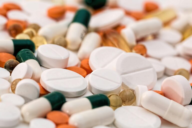 Vitaminok, méregtelenítők, étrend-kiegészítők: pénzkidobás vagy valódi segítség?